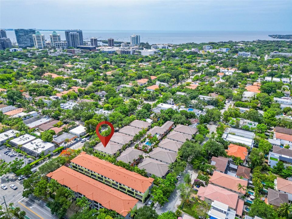 For Sale: $1,290,000 (3 beds, 2 baths, 2350 Square Feet)