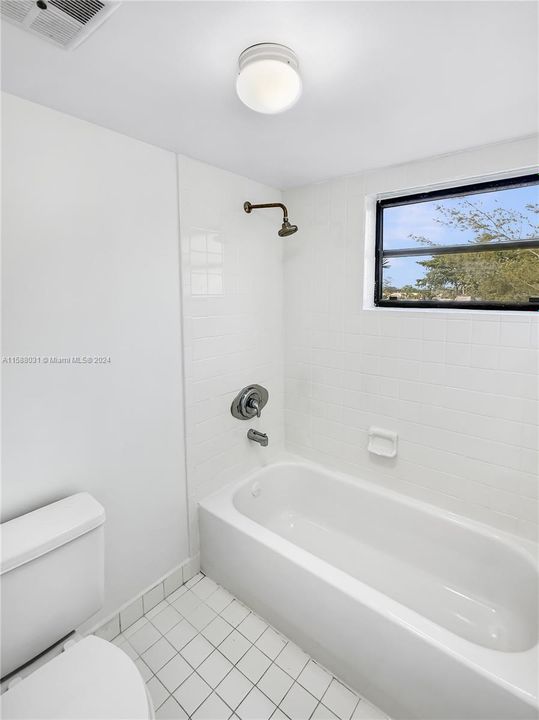 待售: $359,000 (3 贝兹, 2 浴室, 1600 平方英尺)