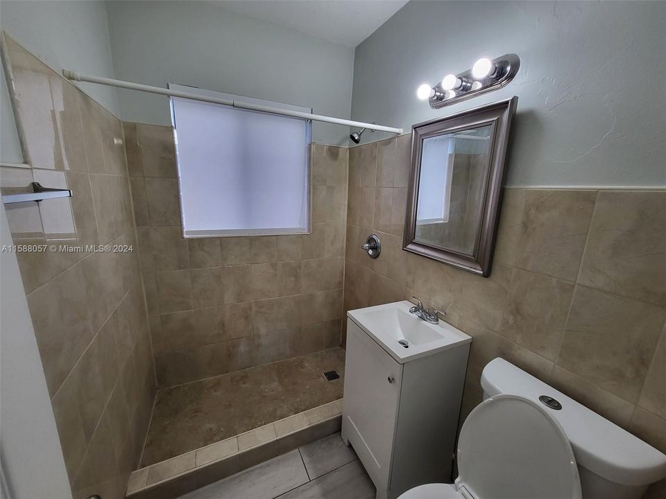 最近租的: $3,000 (3 贝兹, 2 浴室, 1496 平方英尺)