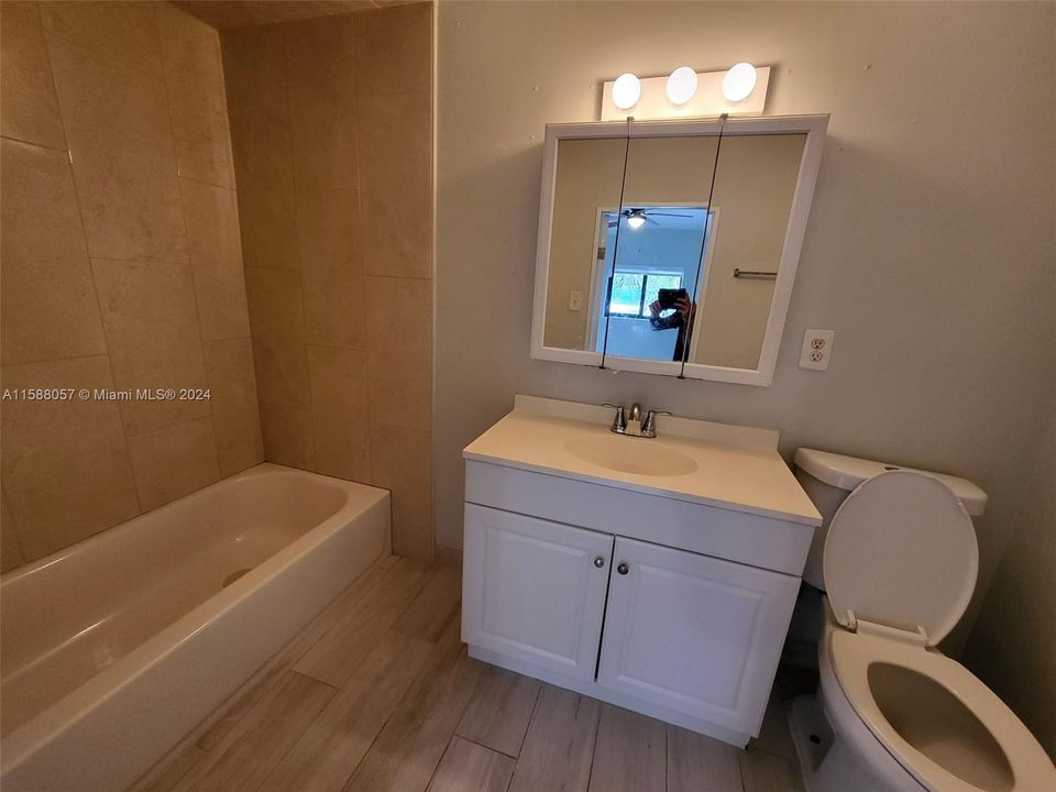 最近租的: $3,000 (3 贝兹, 2 浴室, 1496 平方英尺)
