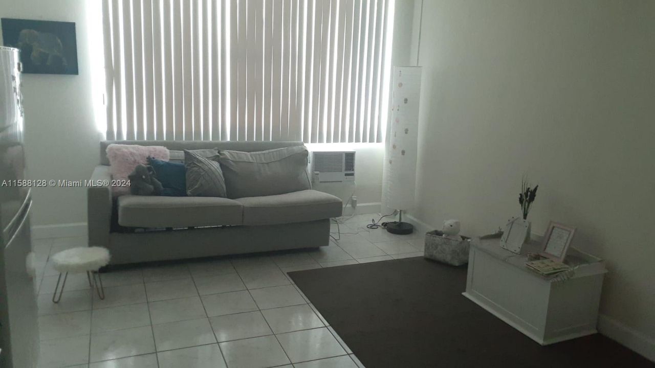 For Sale: $160,000 (1 beds, 1 baths, 0 Square Feet)