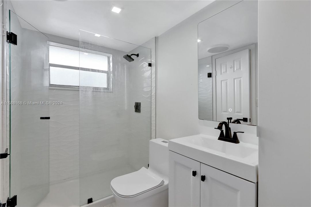Недавно арендовано: $1,650 (1 спален, 1 ванн, 588 Квадратных фут)