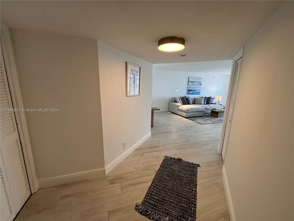 For Rent: $5,100 (2 beds, 2 baths, 1781 Square Feet)