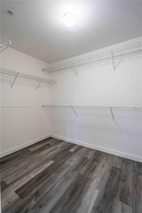 For Rent: $3,600 (2 beds, 2 baths, 1242 Square Feet)