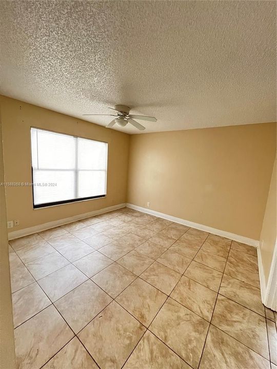 For Rent: $1,900 (2 beds, 2 baths, 904 Square Feet)