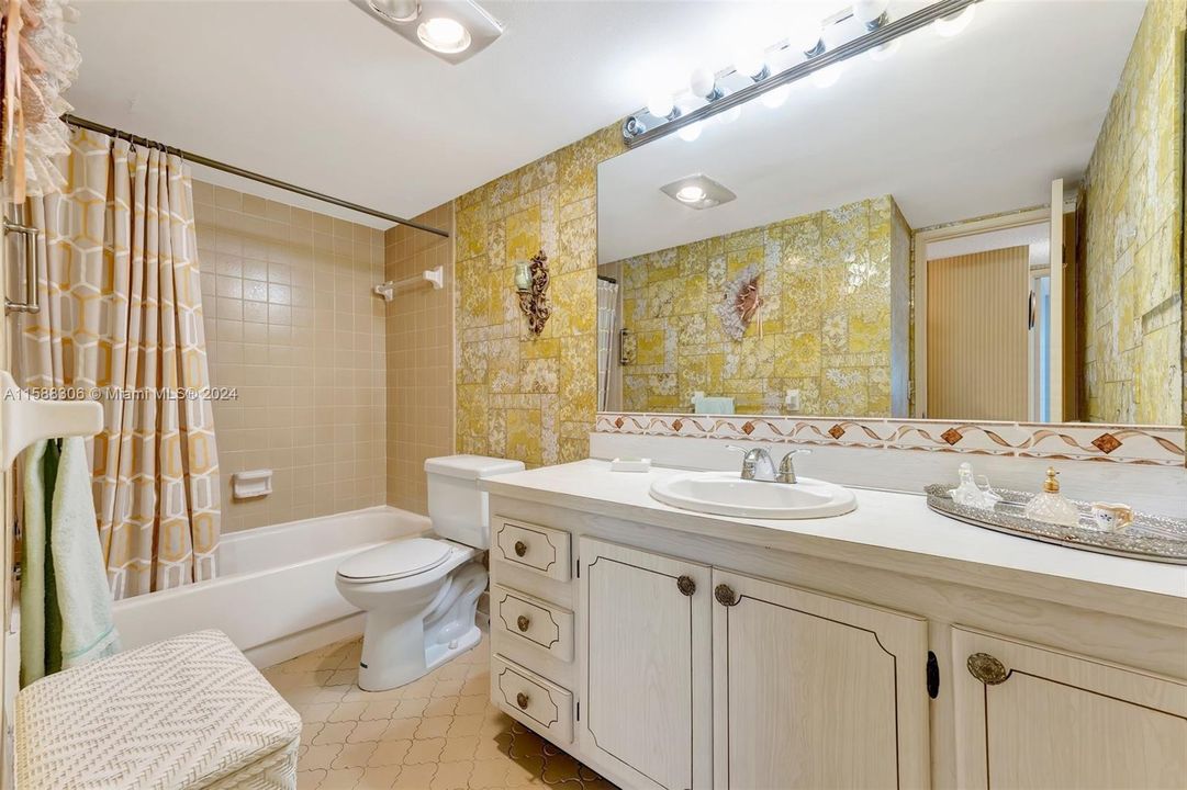待售: $285,000 (2 贝兹, 2 浴室, 1280 平方英尺)