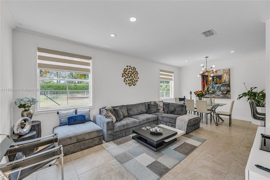 Active With Contract: $860,000 (4 beds, 3 baths, 2326 Square Feet)