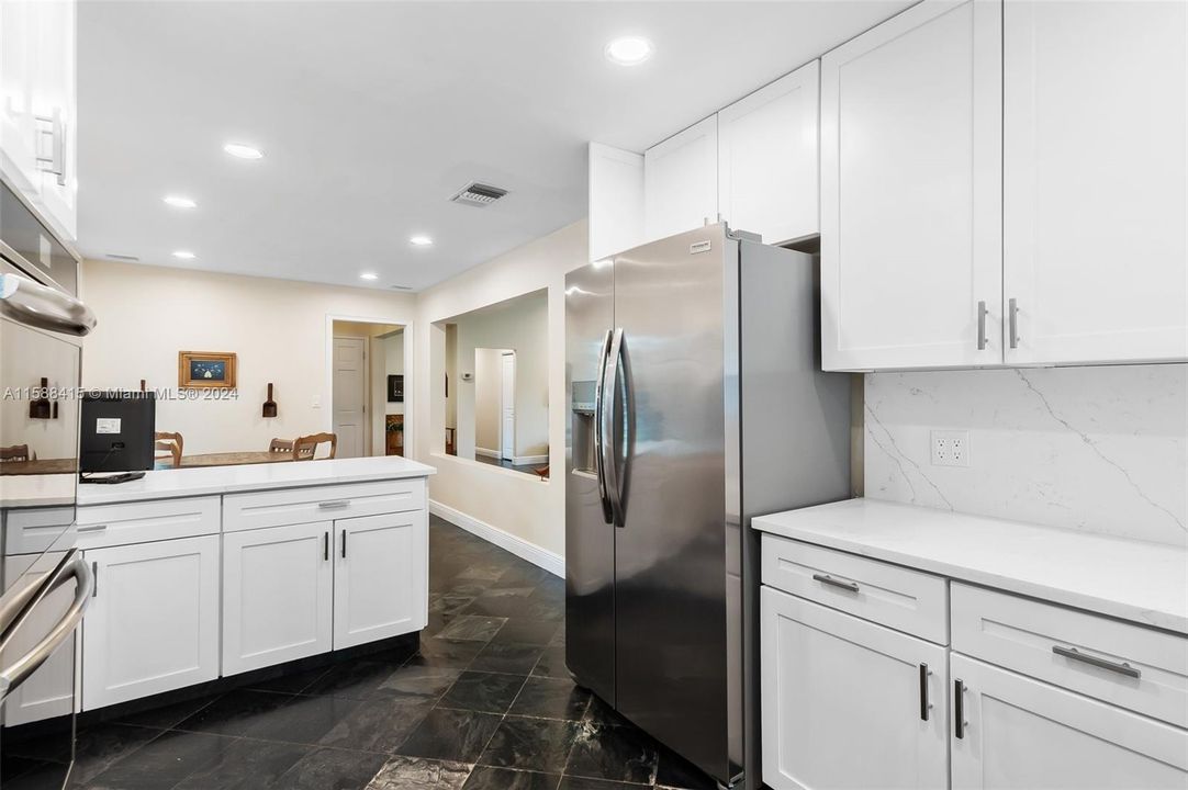Active With Contract: $659,000 (2 beds, 2 baths, 2300 Square Feet)