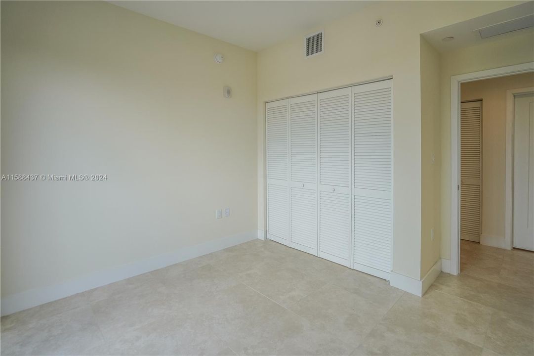 For Rent: $5,100 (3 beds, 2 baths, 1458 Square Feet)