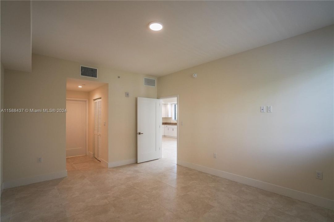 For Rent: $5,100 (3 beds, 2 baths, 1458 Square Feet)