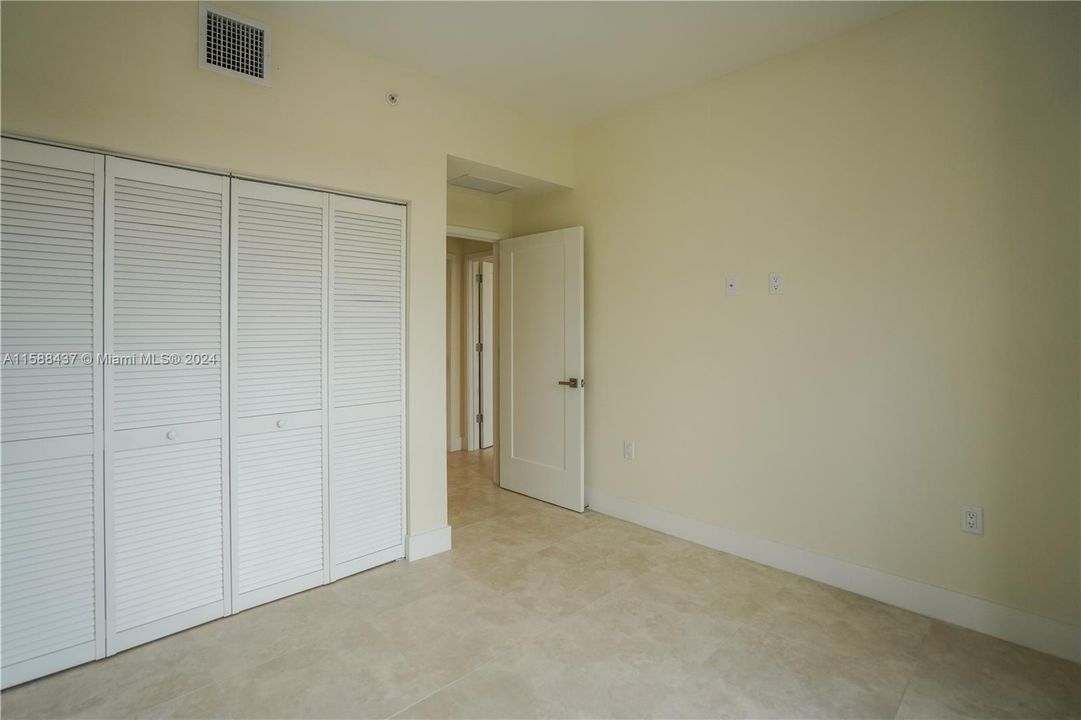 For Rent: $5,100 (3 beds, 2 baths, 1458 Square Feet)