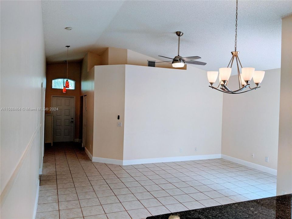 For Rent: $3,350 (3 beds, 2 baths, 1317 Square Feet)