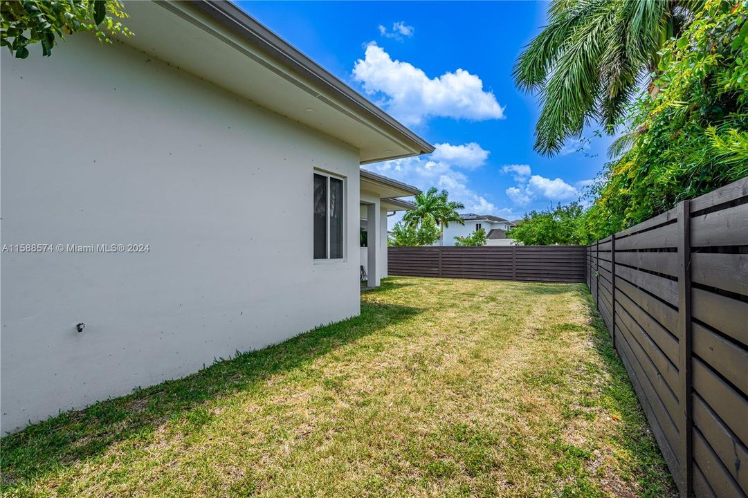 For Sale: $820,000 (4 beds, 3 baths, 2264 Square Feet)