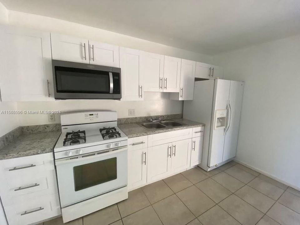 Active With Contract: $425,000 (0 beds, 0 baths, 1680 Square Feet)