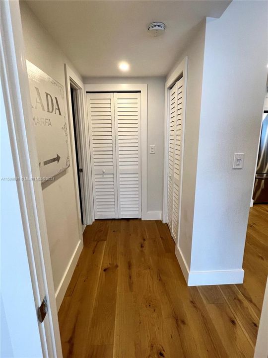 Recently Rented: $3,200 (1 beds, 1 baths, 832 Square Feet)