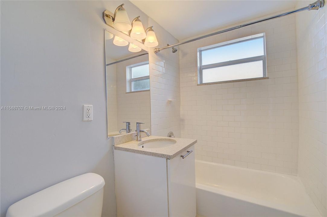 Active With Contract: $1,550 (0 beds, 1 baths, 19317 Square Feet)