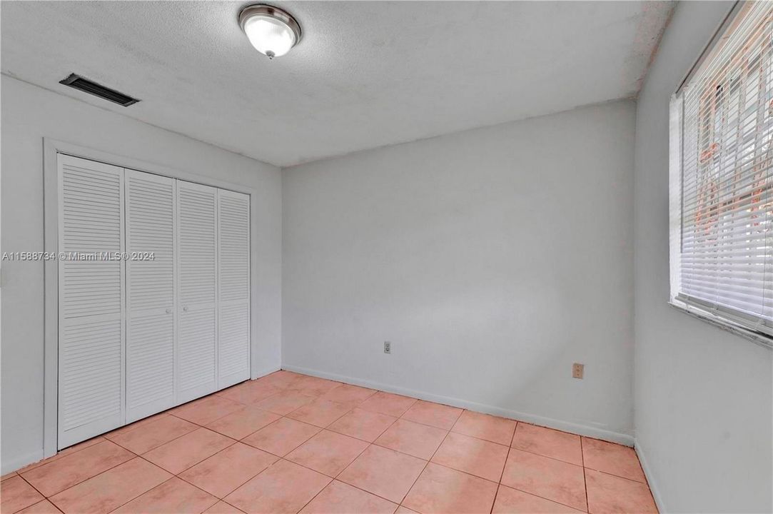 For Rent: $3,000 (3 beds, 2 baths, 2983 Square Feet)