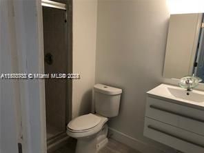 Active With Contract: $2,400 (2 beds, 2 baths, 1231 Square Feet)