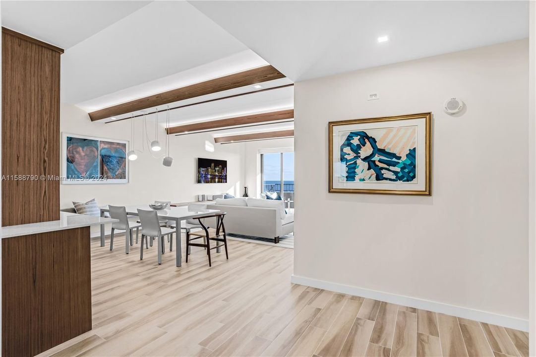 Recently Rented: $8,000 (2 beds, 2 baths, 1531 Square Feet)