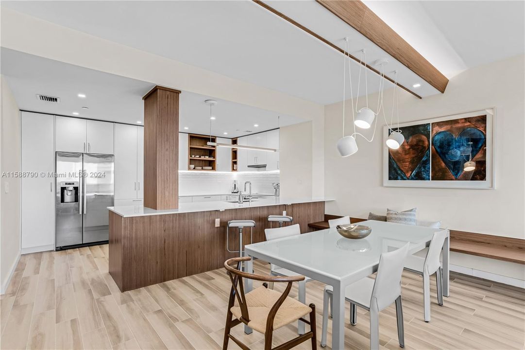 Recently Rented: $8,000 (2 beds, 2 baths, 1531 Square Feet)