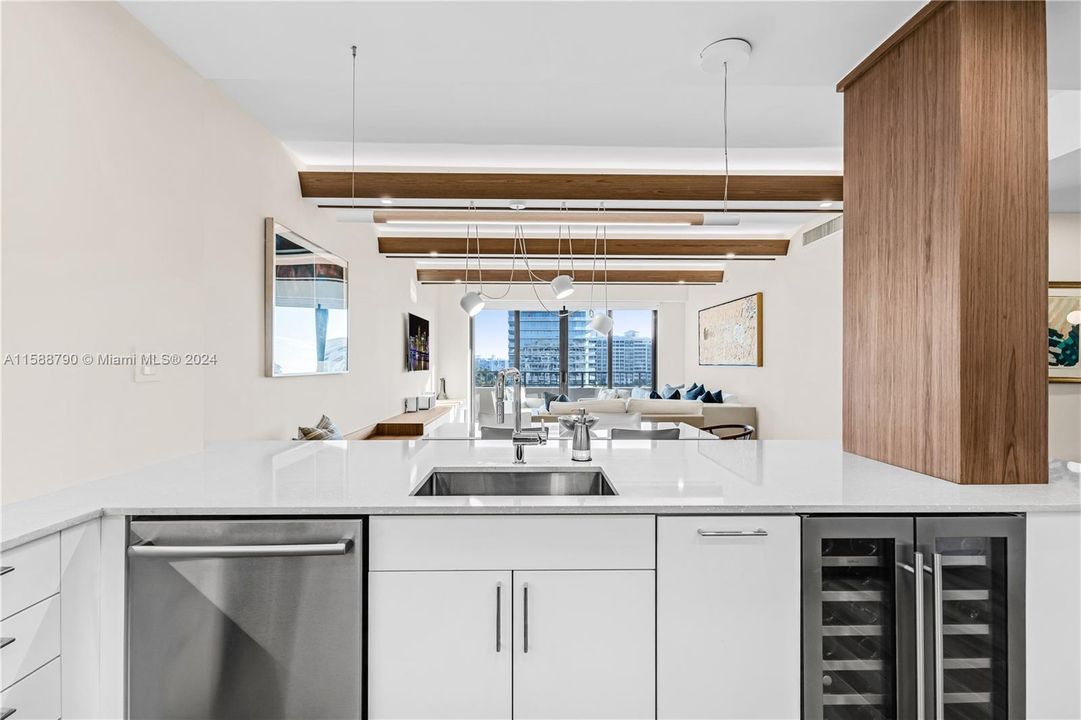 Recently Rented: $8,000 (2 beds, 2 baths, 1531 Square Feet)