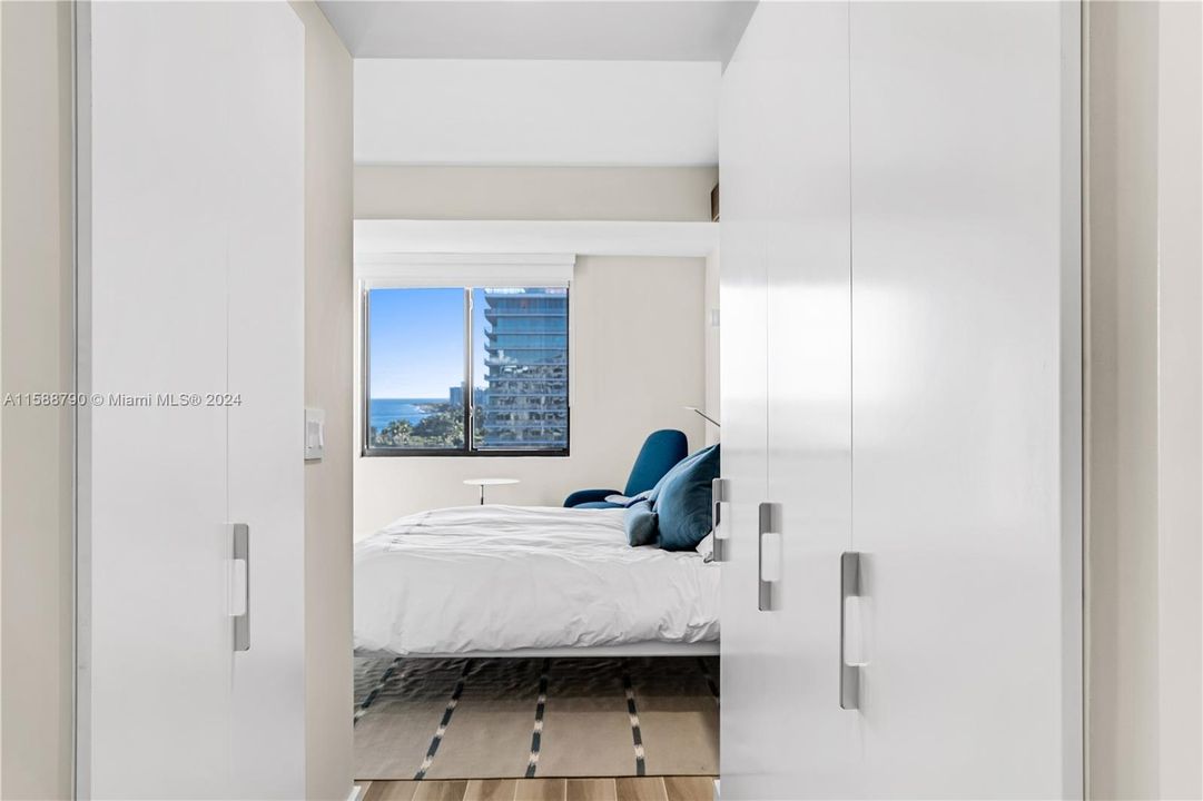 Recently Rented: $8,000 (2 beds, 2 baths, 1531 Square Feet)