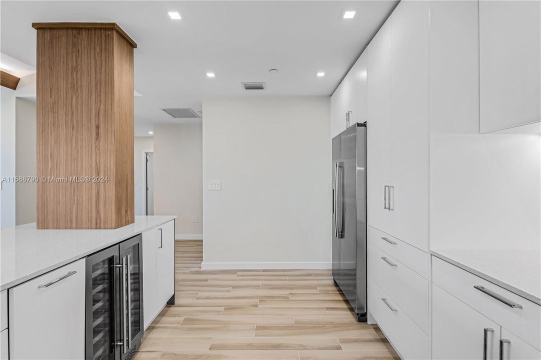 Recently Rented: $8,000 (2 beds, 2 baths, 1531 Square Feet)