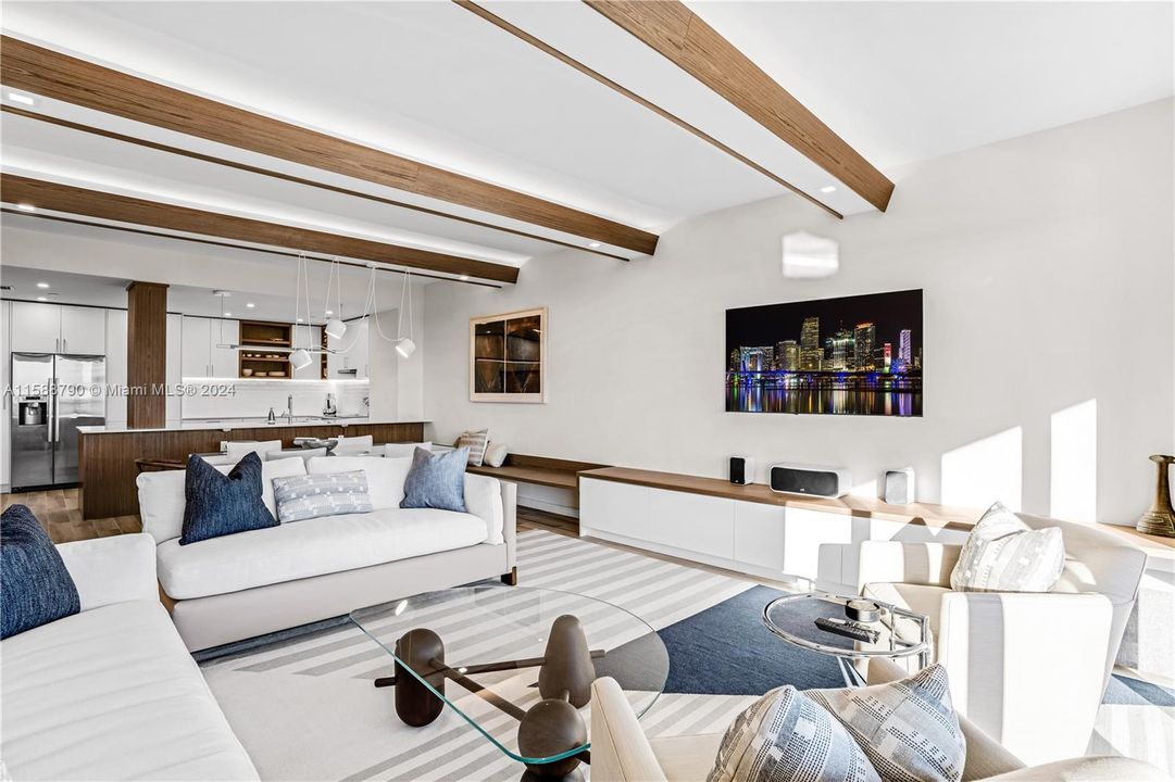 Recently Rented: $8,000 (2 beds, 2 baths, 1531 Square Feet)