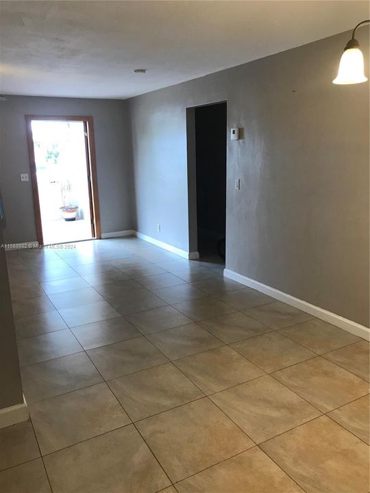 For Rent: $3,500 (2 beds, 2 baths, 1551 Square Feet)