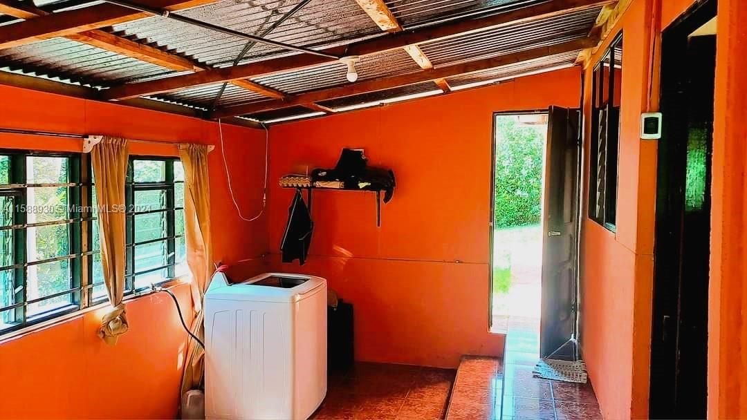 En Venta: $110,000 (3 camas, 1 baños, 900 Pies cuadrados)