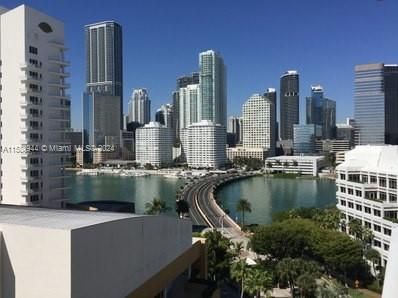 Active With Contract: $4,900 (2 beds, 2 baths, 1030 Square Feet)