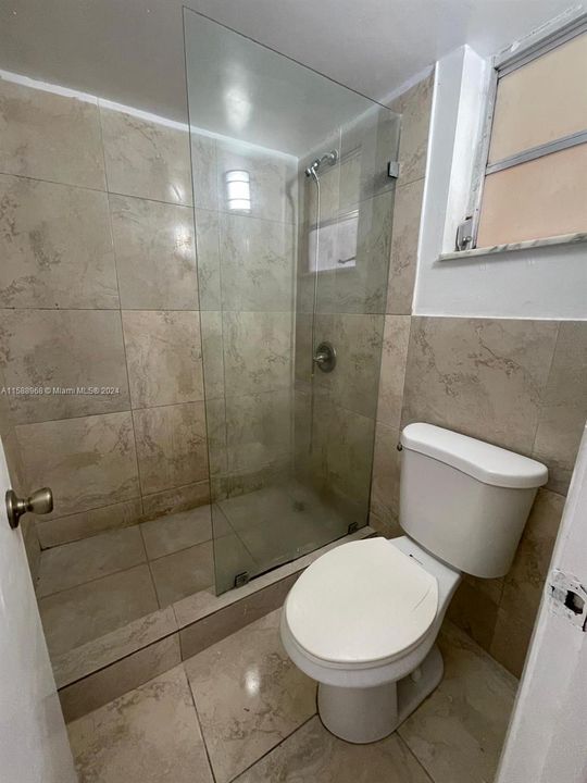 最近租的: $2,250 (2 贝兹, 1 浴室, 968 平方英尺)