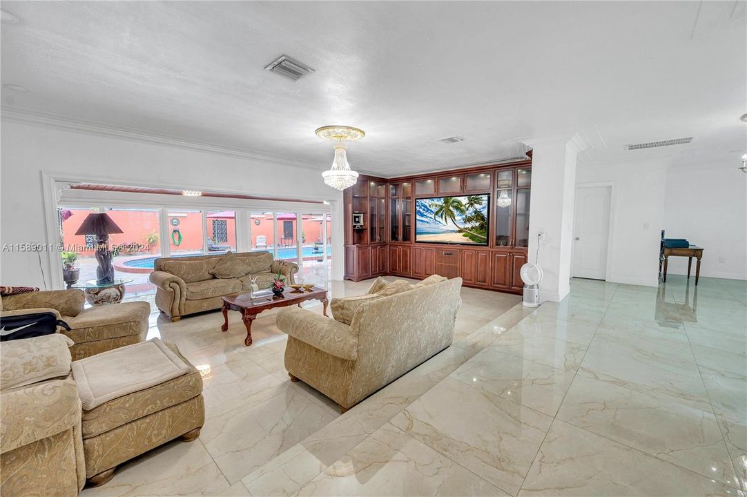 For Sale: $3,500,000 (4 beds, 4 baths, 3184 Square Feet)