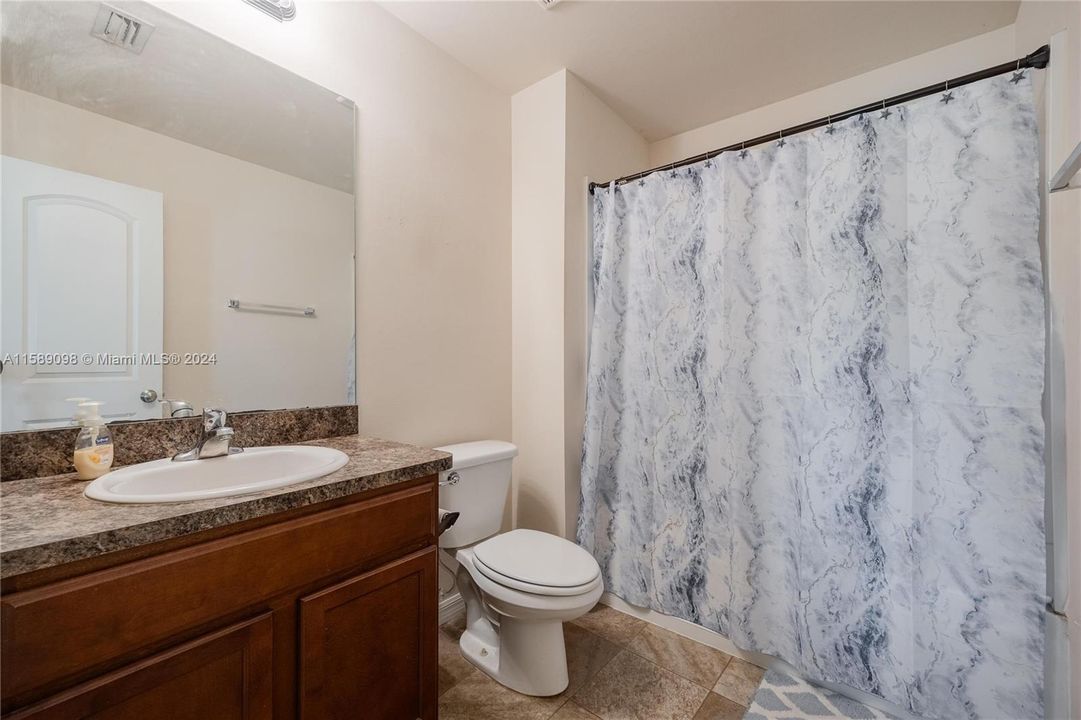 For Sale: $399,000 (3 beds, 2 baths, 1213 Square Feet)