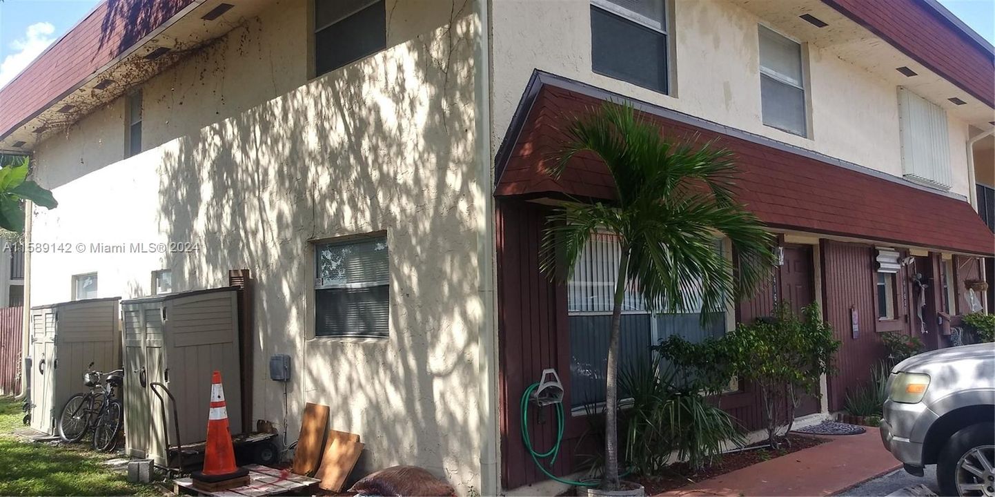 For Rent: $2,900 (3 beds, 2 baths, 1680 Square Feet)