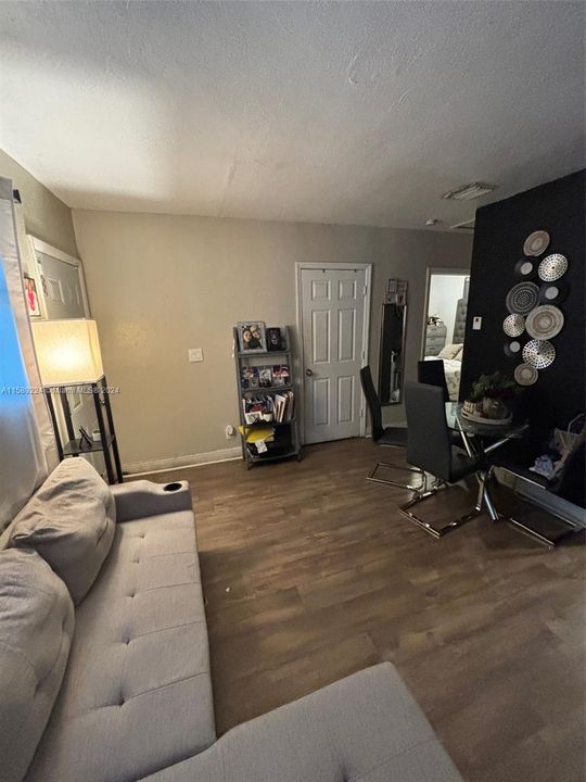 Active With Contract: $470,000 (0 beds, 0 baths, 1104 Square Feet)