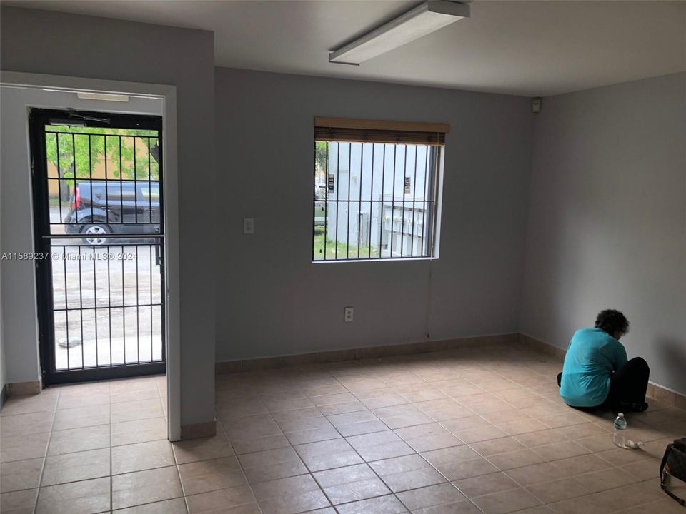 Active With Contract: $4,500 (0 beds, 0 baths, 0 Square Feet)