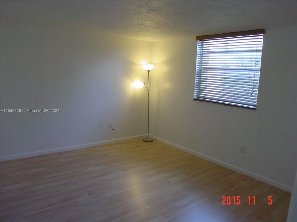For Rent: $2,340 (2 beds, 2 baths, 960 Square Feet)