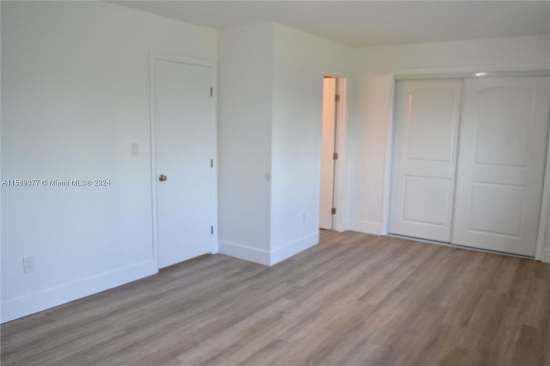For Rent: $3,500 (3 beds, 2 baths, 1560 Square Feet)