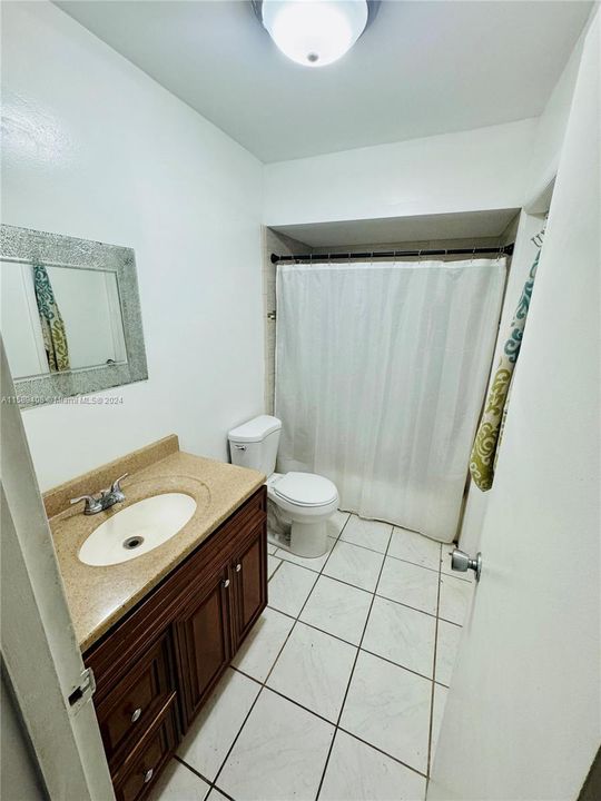 For Sale: $310,000 (2 beds, 1 baths, 1000 Square Feet)