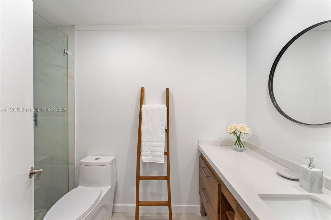 Recently Sold: $1,899,999 (3 beds, 3 baths, 2050 Square Feet)