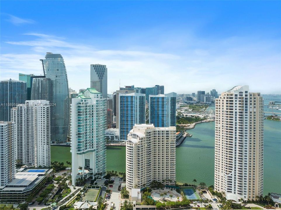 Recently Sold: $1,899,999 (3 beds, 3 baths, 2050 Square Feet)