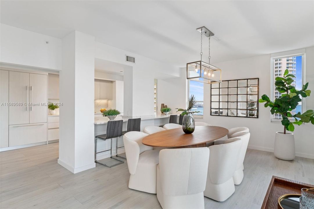Recently Sold: $1,899,999 (3 beds, 3 baths, 2050 Square Feet)