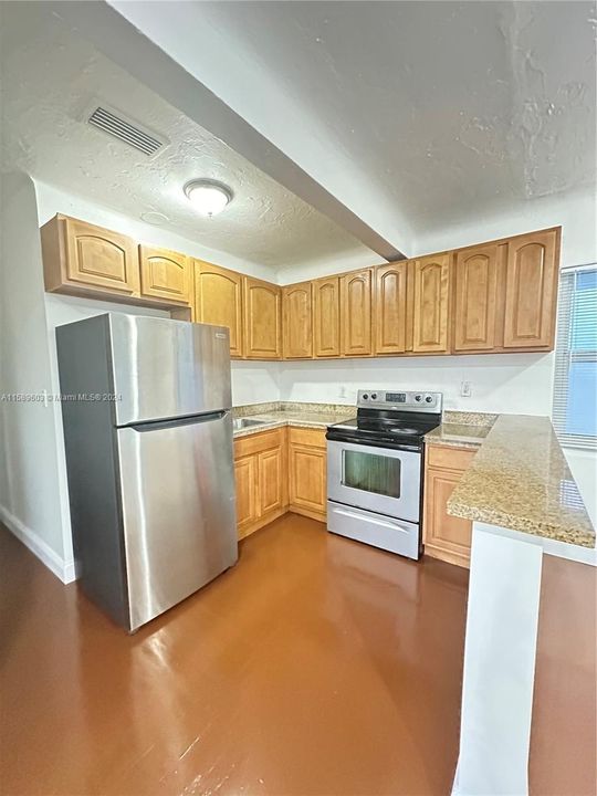 For Rent: $1,800 (1 beds, 1 baths, 640 Square Feet)