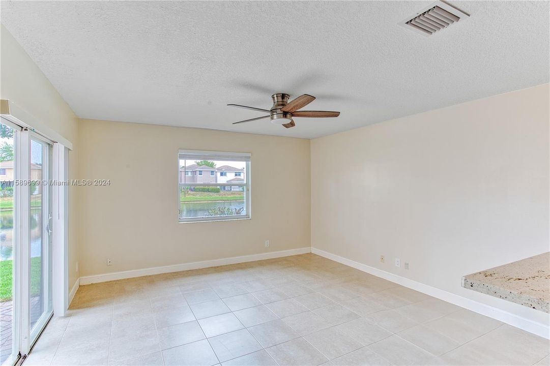 Active With Contract: $3,300 (3 beds, 2 baths, 1689 Square Feet)