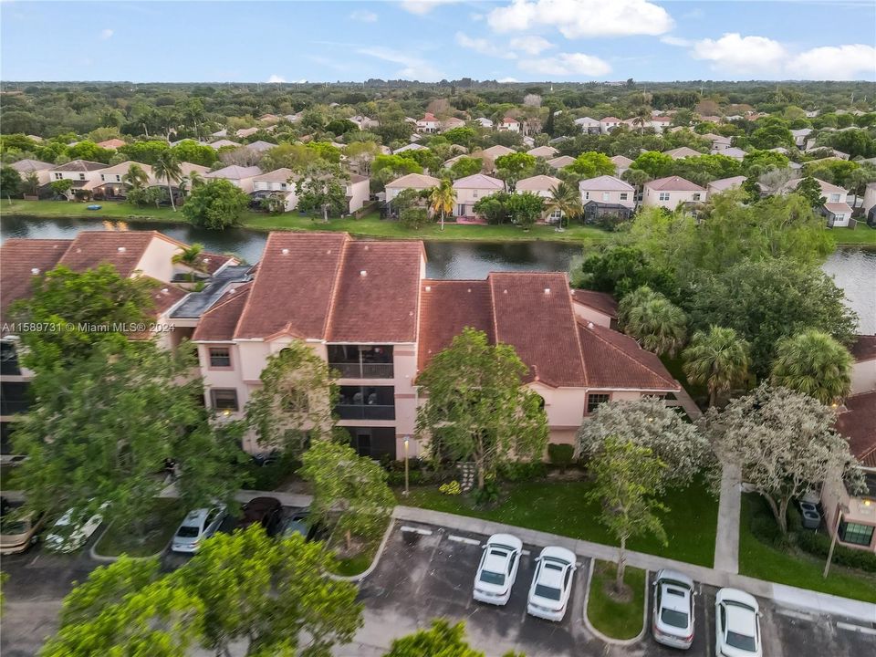 Active With Contract: $3,000 (3 beds, 2 baths, 1120 Square Feet)