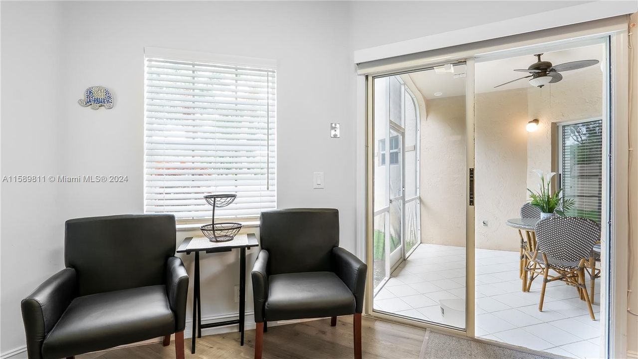 Recently Rented: $3,200 (2 beds, 2 baths, 1090 Square Feet)