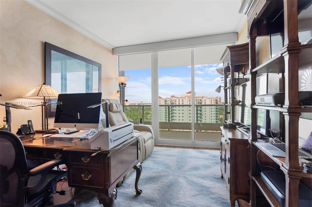 For Sale: $3,800,000 (3 beds, 4 baths, 3300 Square Feet)