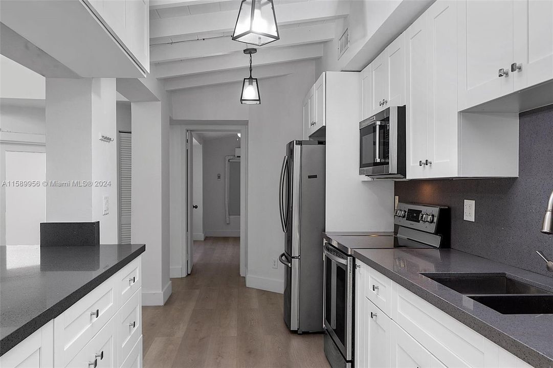 最近租的: $4,500 (3 贝兹, 3 浴室, 3450 平方英尺)