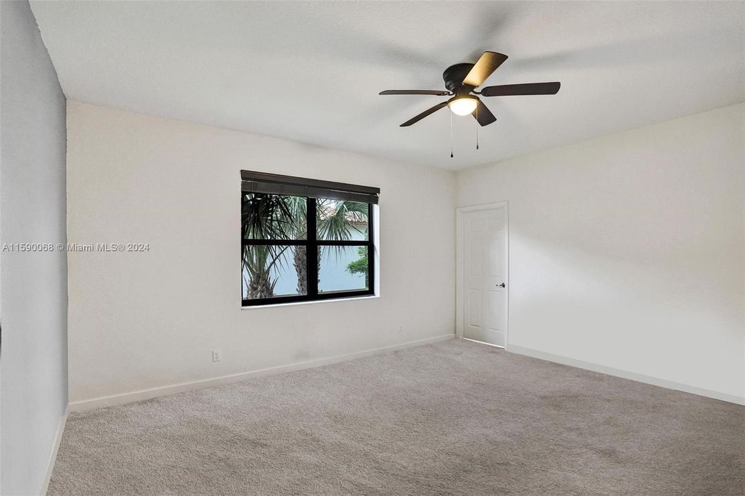 For Rent: $3,000 (2 beds, 2 baths, 1718 Square Feet)